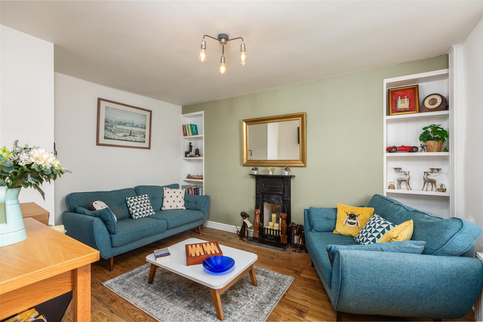 Commercial Road, Pontardawe, Swansea, SA8 4SL